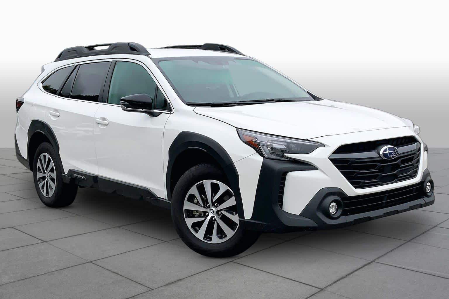 Used 2025 Crystal White Pearl Subaru Premium image 3