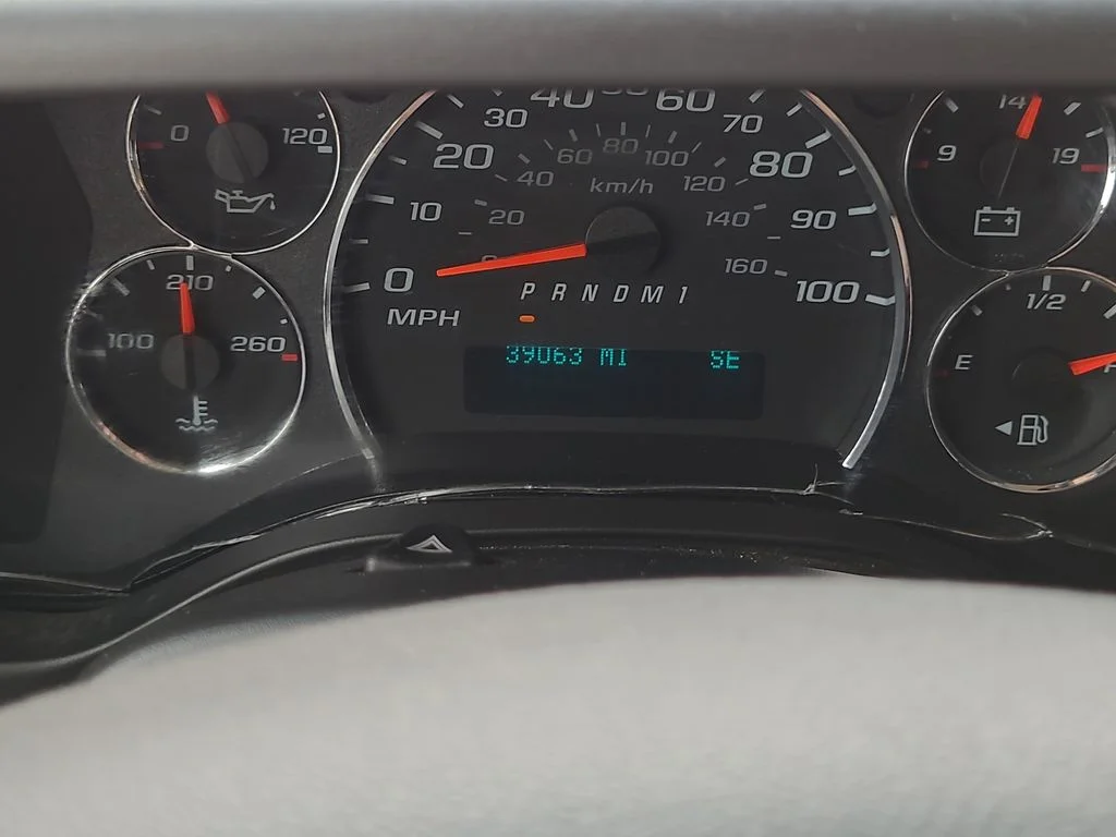 Used 2023 White Chevrolet LS image 6