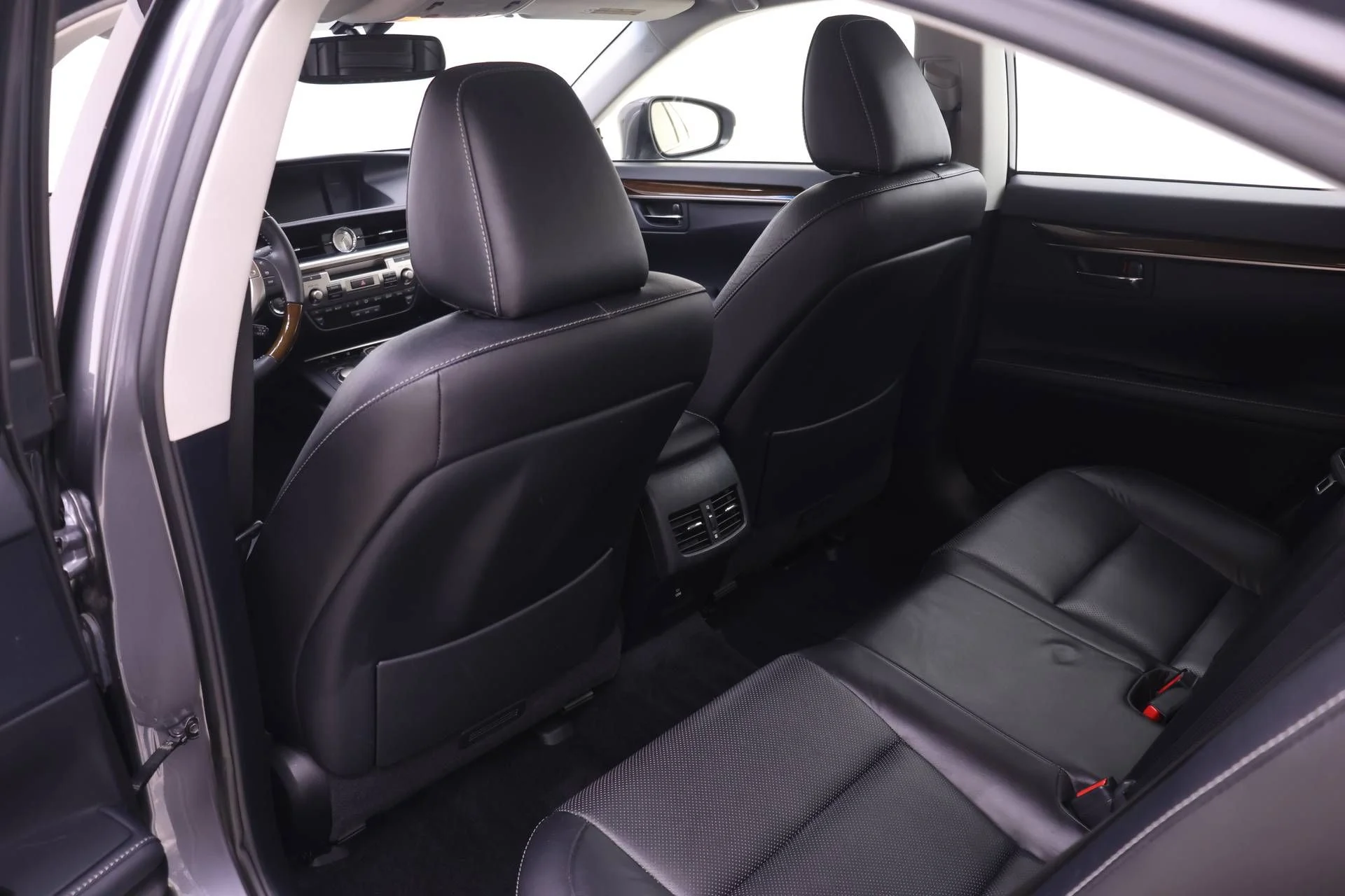 Used 2015 Gray Lexus 350 image 14