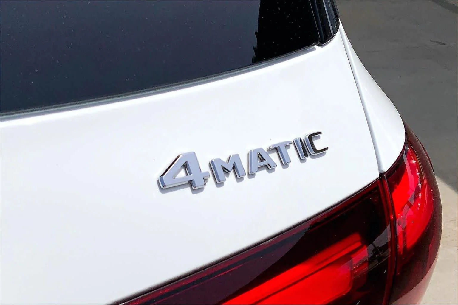 Used 2024 Polar White Mercedes-Benz GLE 350 image 9