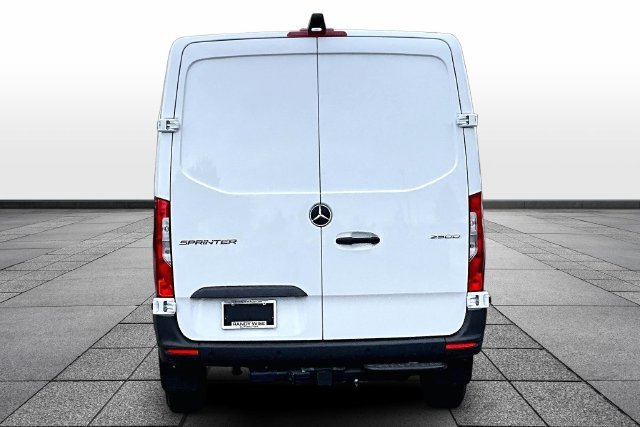 New 2026 Arctic White Mercedes-Benz Cargo 144 WB image 30