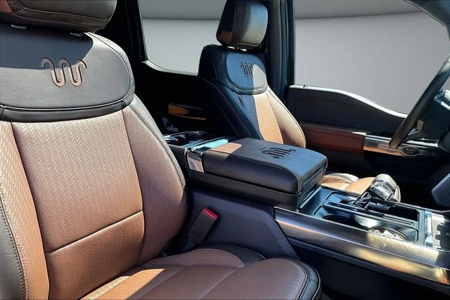 New 2026 Carbonized Gray Metallic Ford King Ranch® image 11