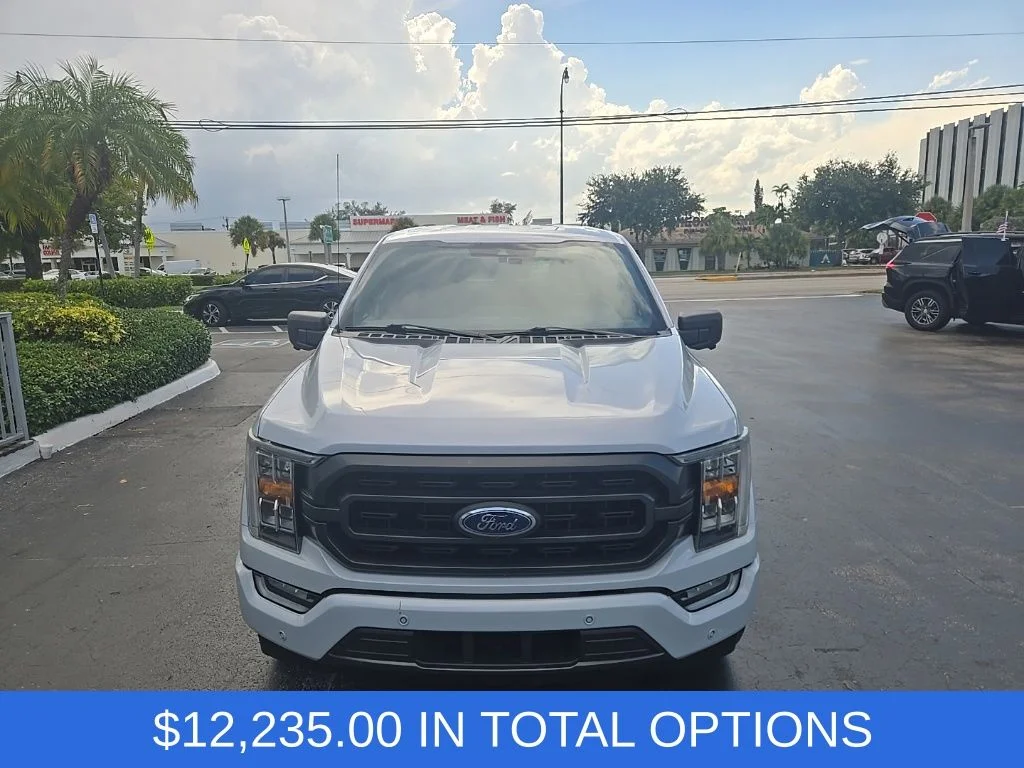 Used 2021 White Ford XLT image 2