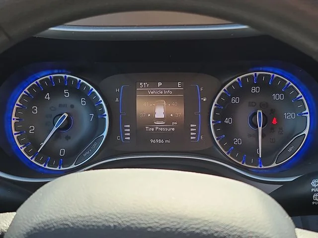 Certified Used 2018 White Chrysler Touring Plus image 26