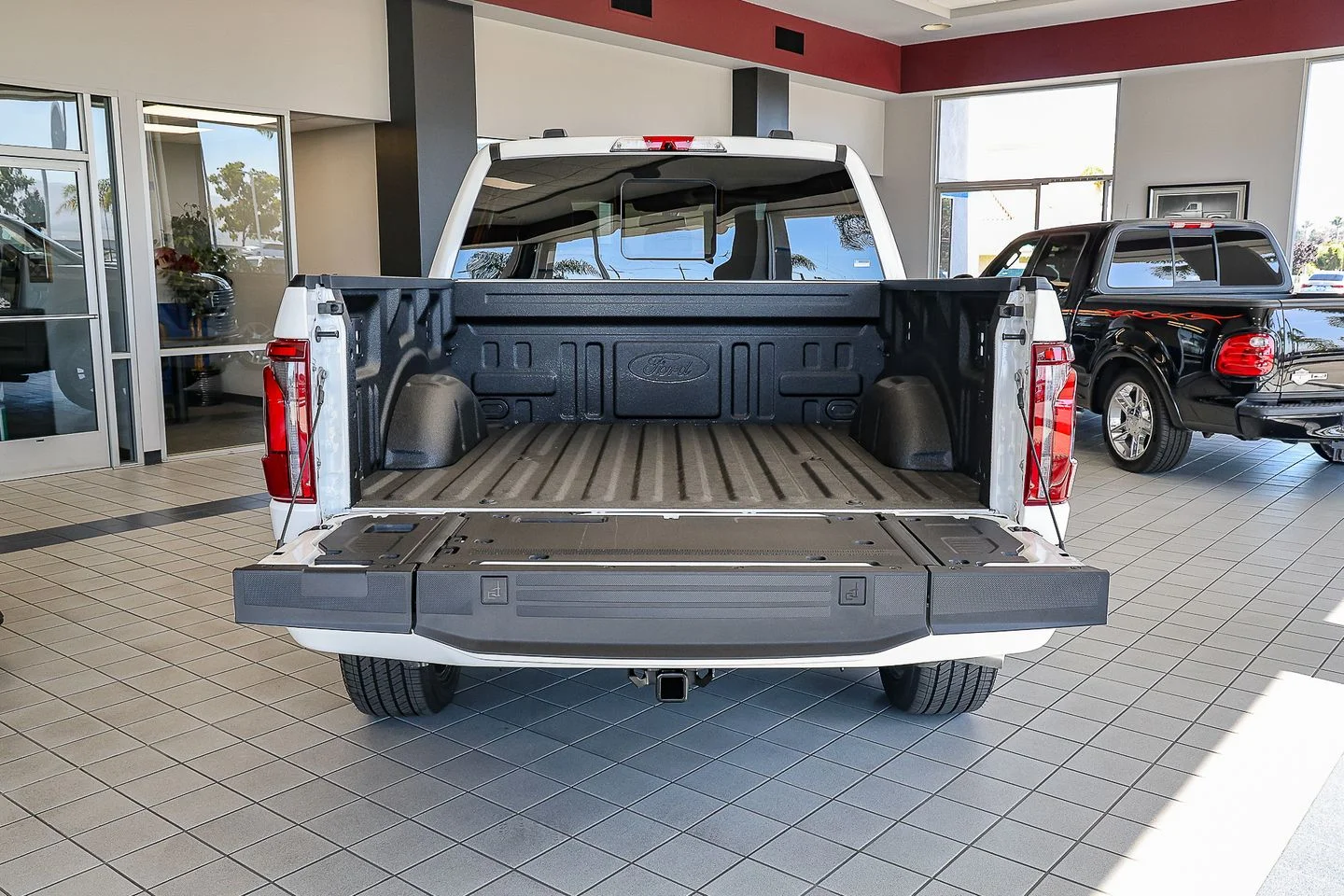 New 2026 Star White Metallic Tri-Coat Ford Platinum® image 6
