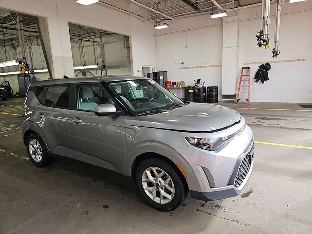 Certified Used 2025 Gray Kia LX image 3