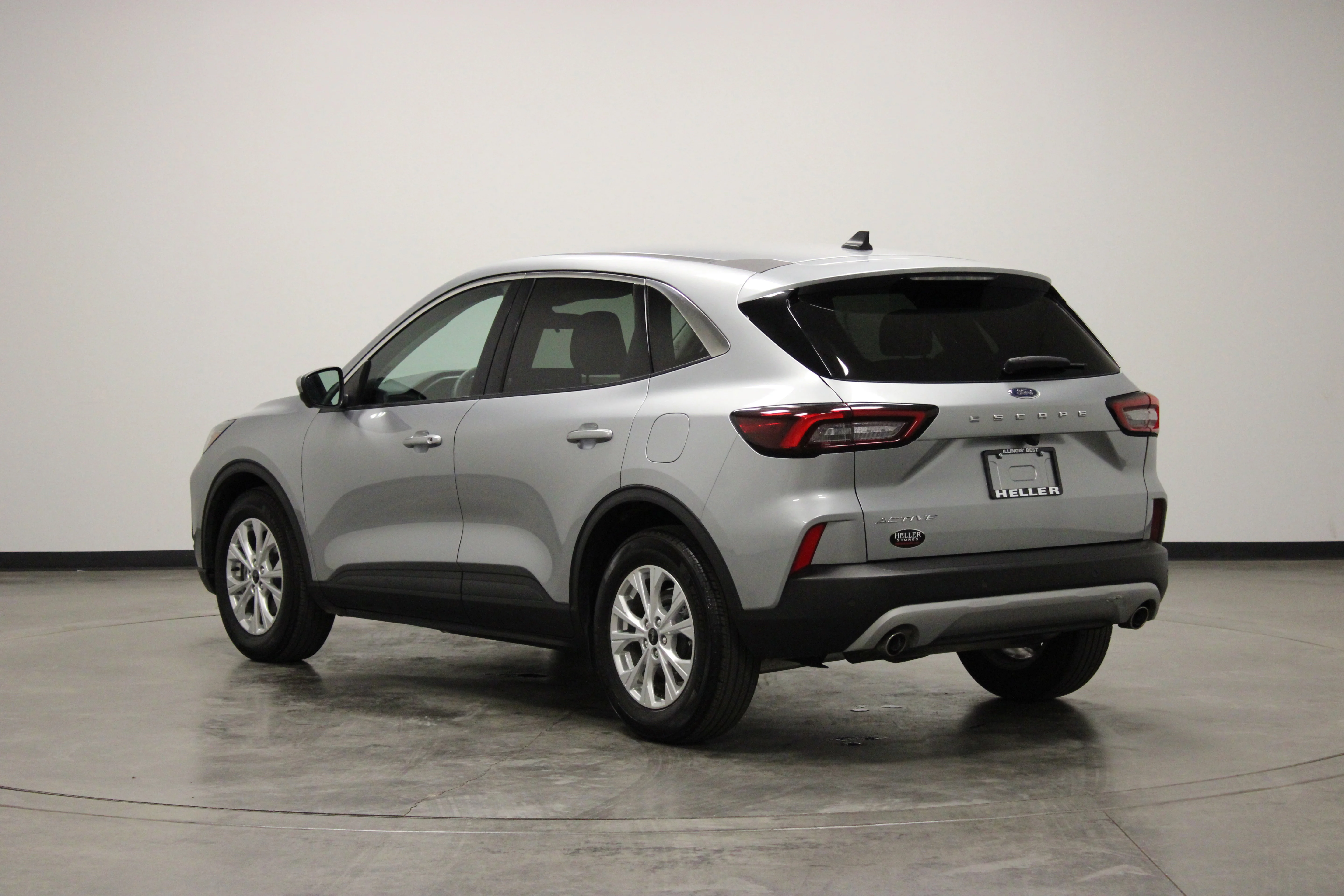 Used 2024 Silver Metallic Ford Active image 6