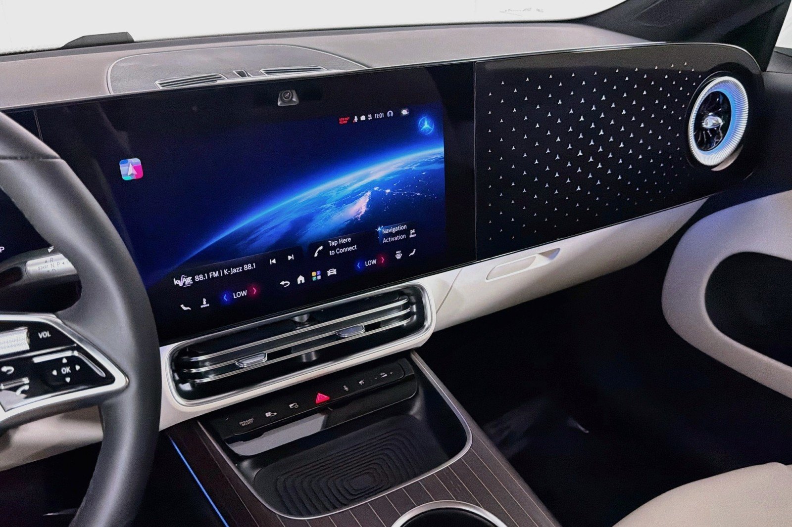New 2027 Polar White Mercedes-Benz CLA 250+ Electric image 19