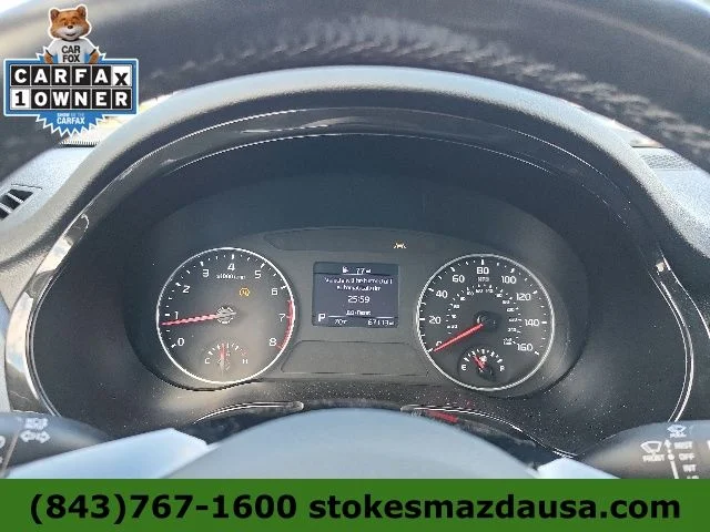 Used 2023 White Kia S image 2