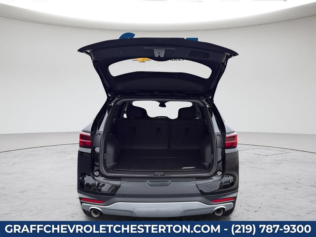 New 2026 Black Chevrolet 2LT image 34