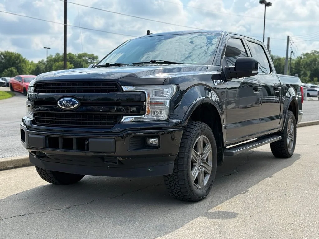 Used 2020 Black Ford Lariat image 2