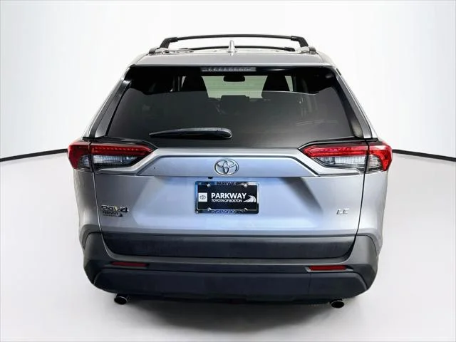 Certified Used 2020 SILVER SKY METALLIC Toyota  image 6
