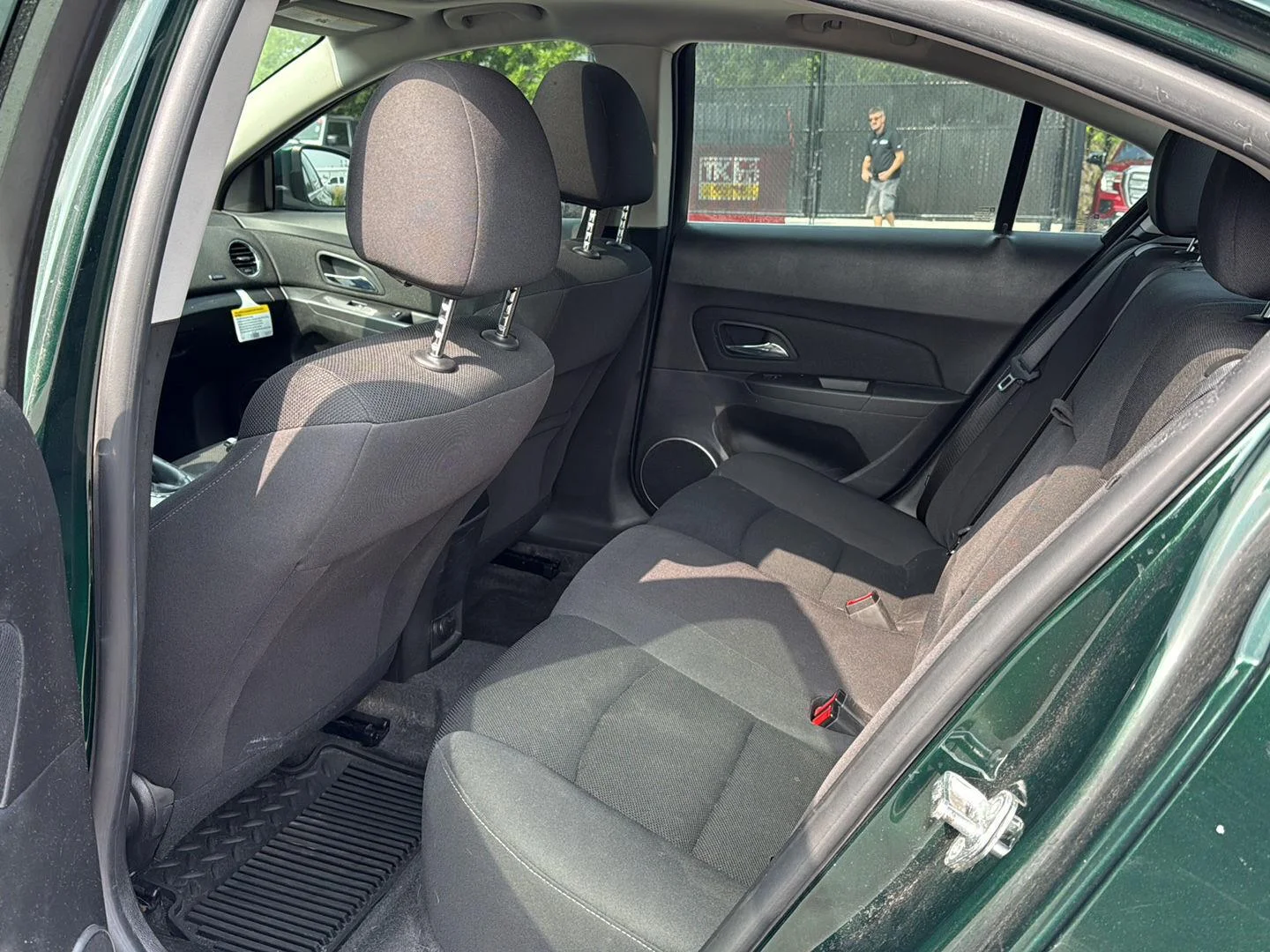 Used 2015 RAINFOREST GREEN METALLIC Chevrolet LT image 10
