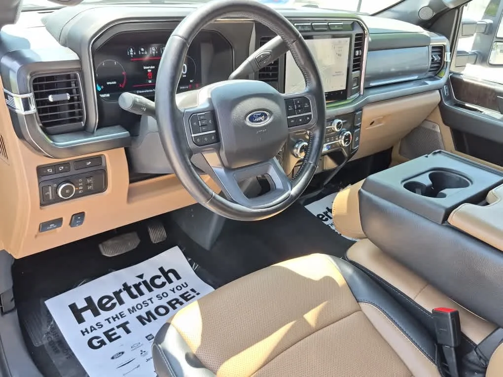 Used 2024 Glacier Gray Metallic Tri-Coat Ford LARIAT image 11