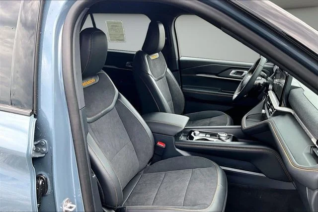 New 2026 Vapor Blue Metallic Ford Tremor® image 11