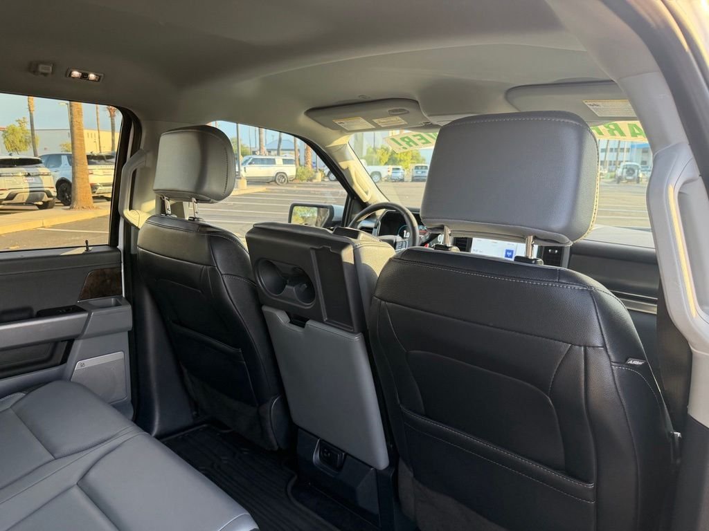 Used 2022 White Ford Lariat image 8