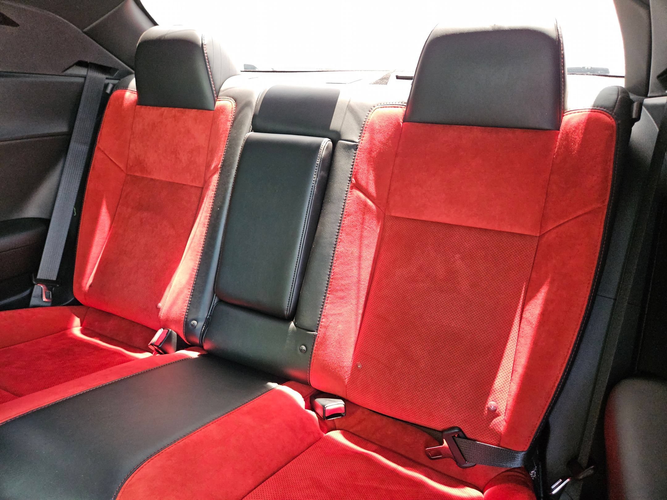 Used 2016 Torred Clearcoat Dodge 392 Hemi Scat Pack Shaker image 14