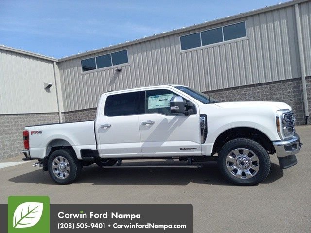 2025 Ford F-350 Super Duty Lariat - Photo 2