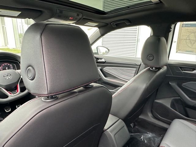 New 2026 Pure White Volkswagen 2.0T Autobahn image 26