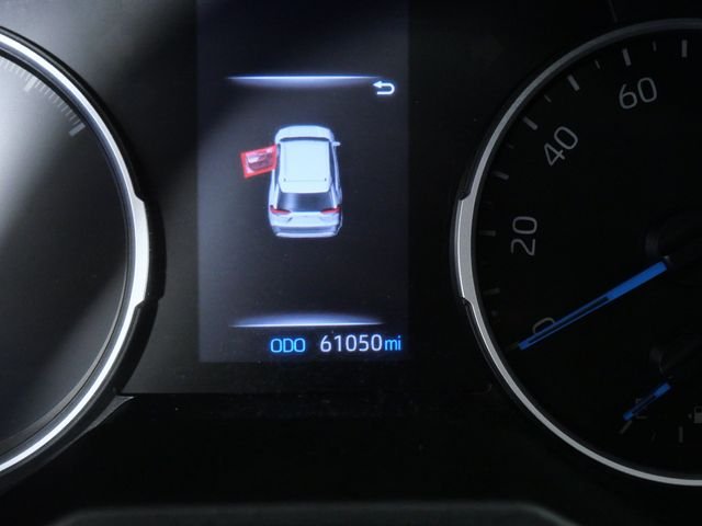 Certified Used 2022 White Toyota XLE image 20