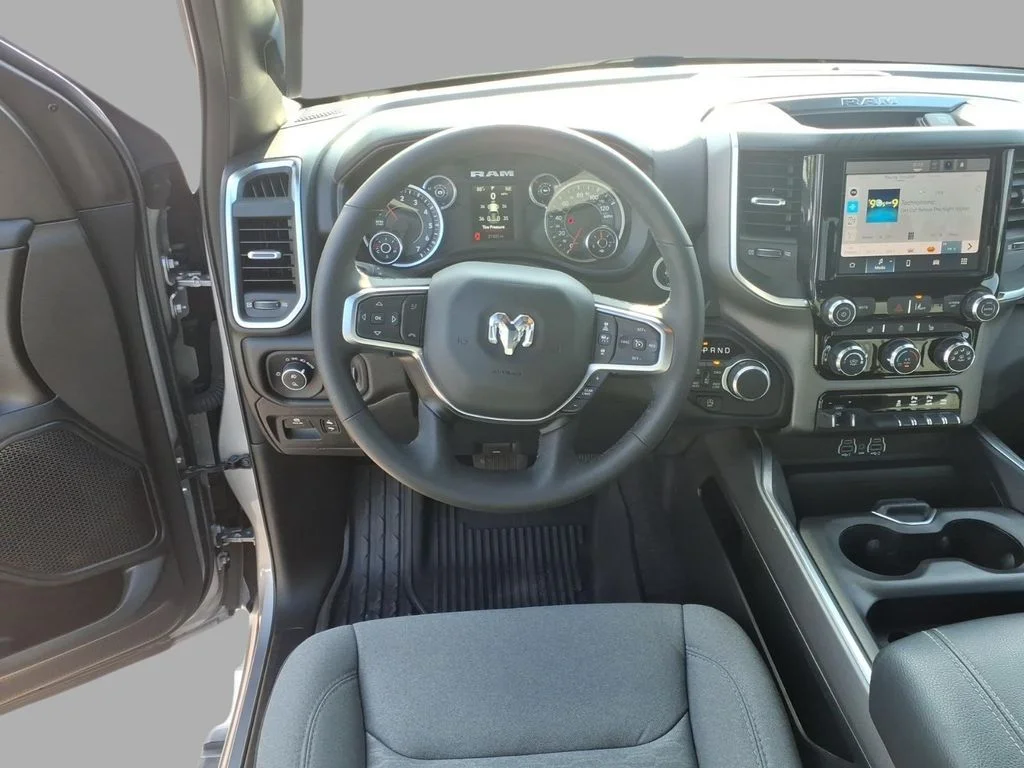 Used 2025 Silver Ram Big Horn/Lone Star image 13