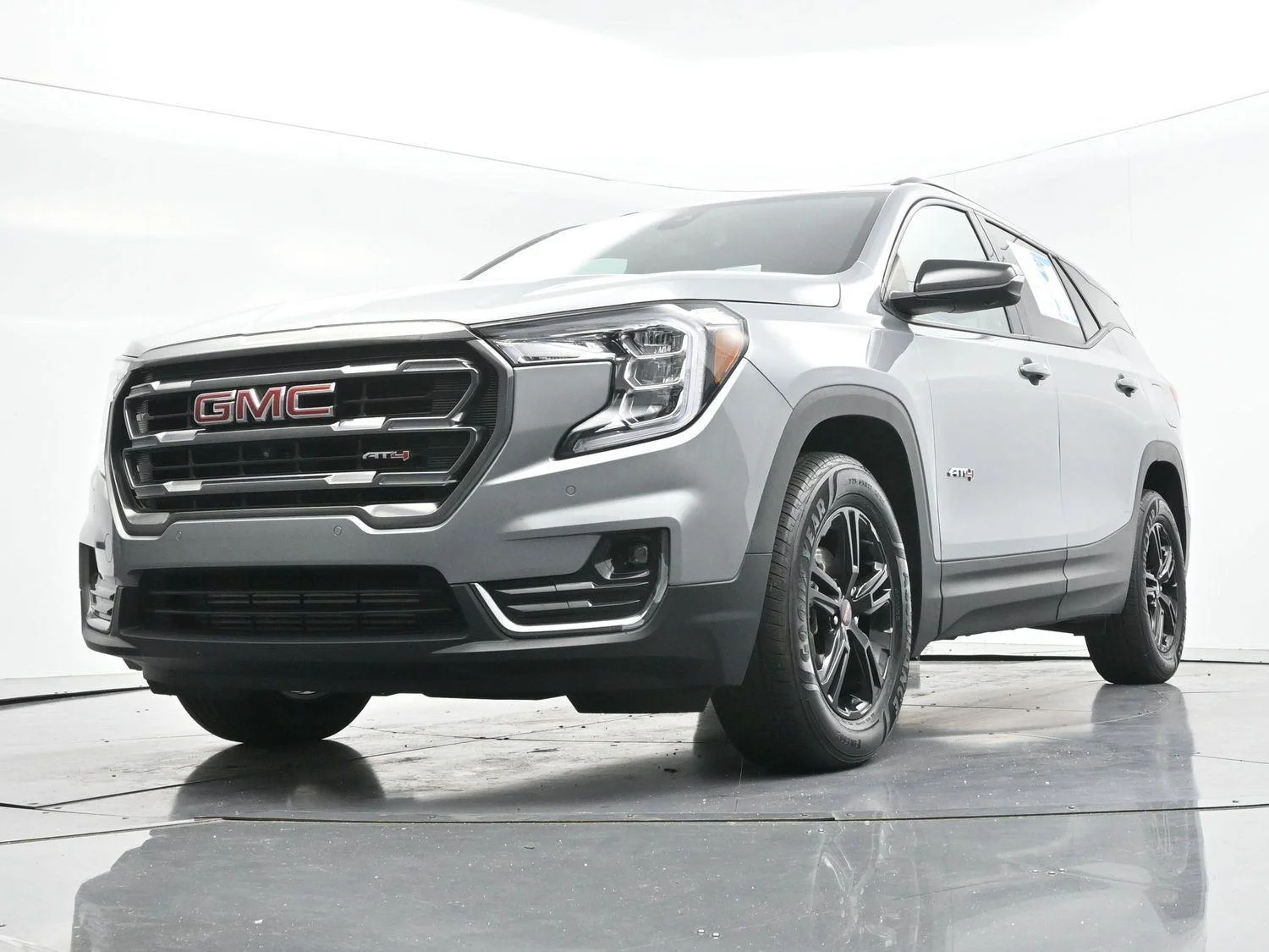 Used 2023 Sterling Metallic GMC AT4 image 52