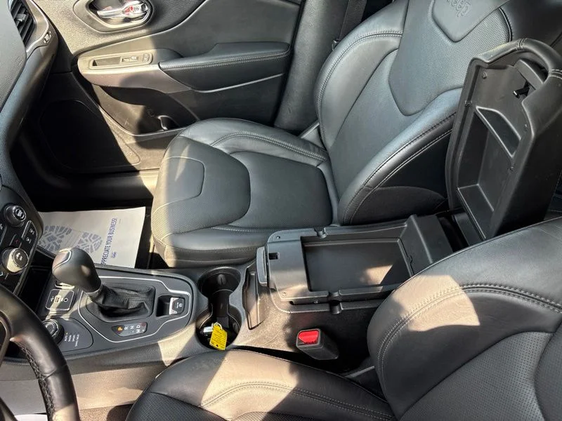 Used 2021 Orange Jeep Latitude Lux image 32