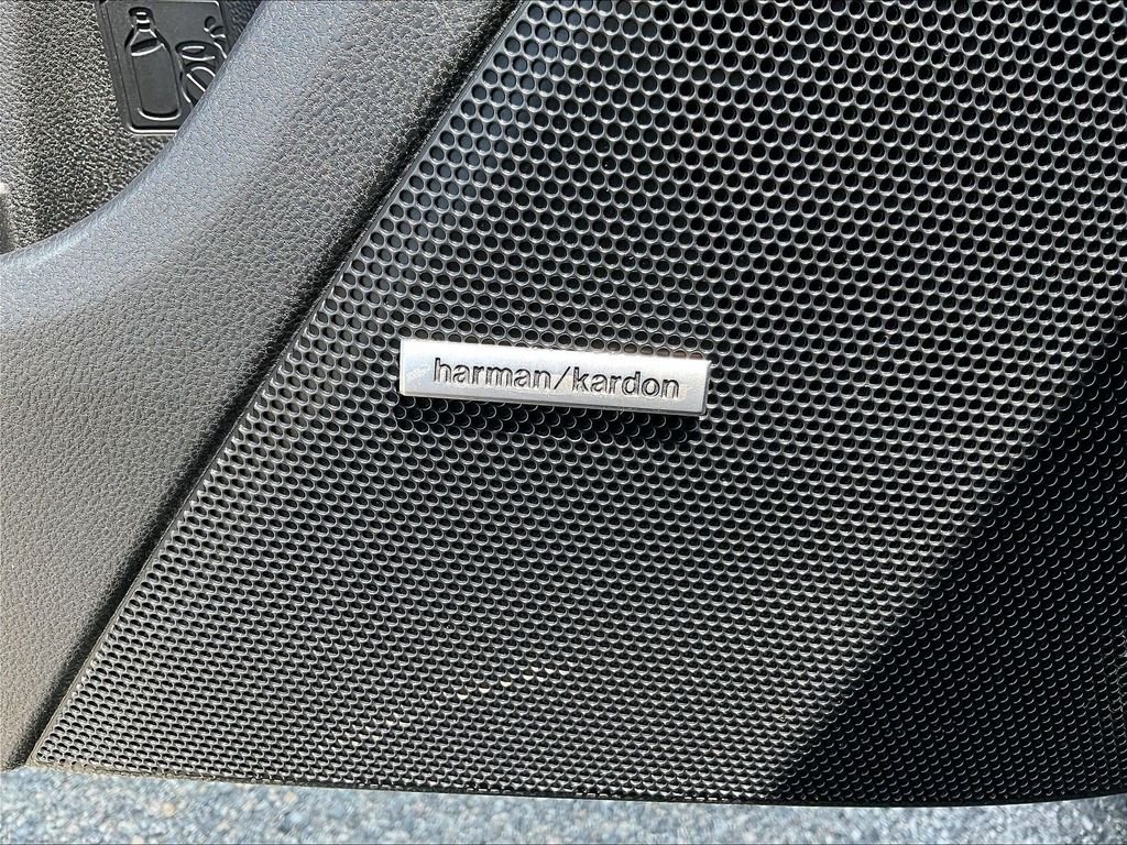 Used 2024 Crystal Black Silica Subaru Limited image 27