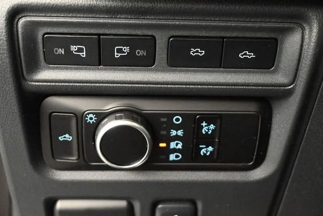 Used 2024 White Ford Lariat image 18