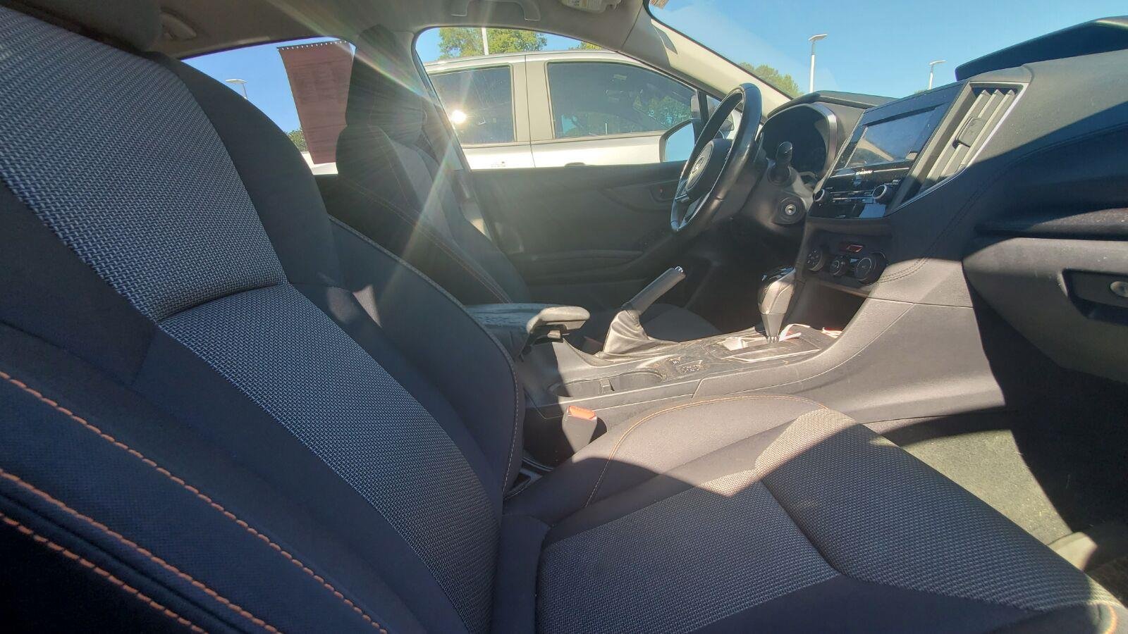 Used 2018 Ice Silver Metallic Subaru Premium image 4