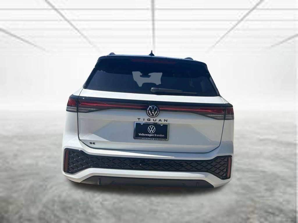 New 2026 White/off-white Volkswagen 2.0T SE R-Line Black image 5