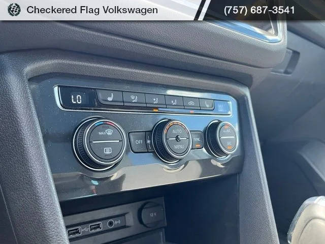 Used 2019 Platinum Gray Metallic Volkswagen 2.0T SEL 4Motion image 43
