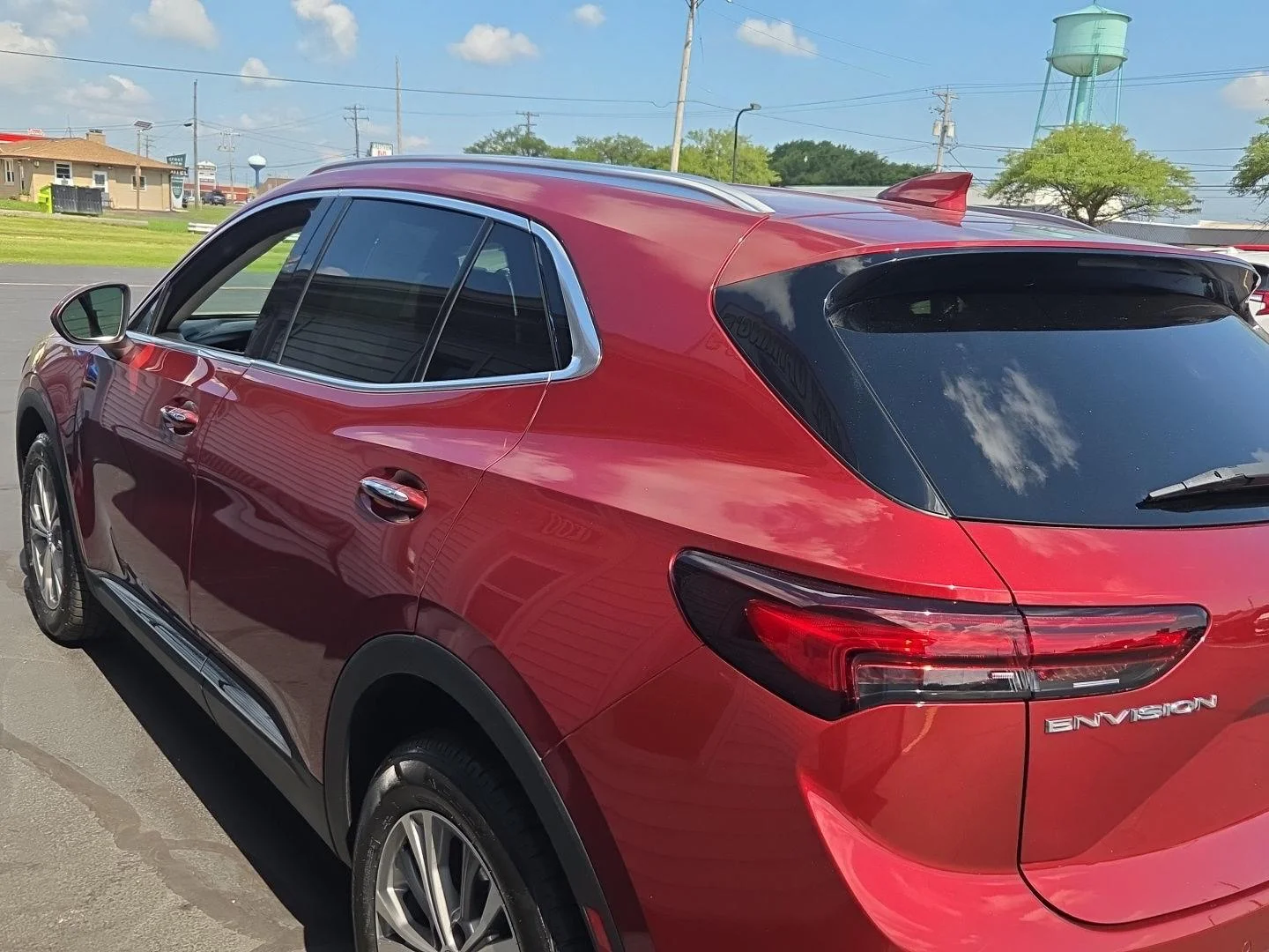 Used 2022 Cinnabar Metallic Buick Preferred image 4