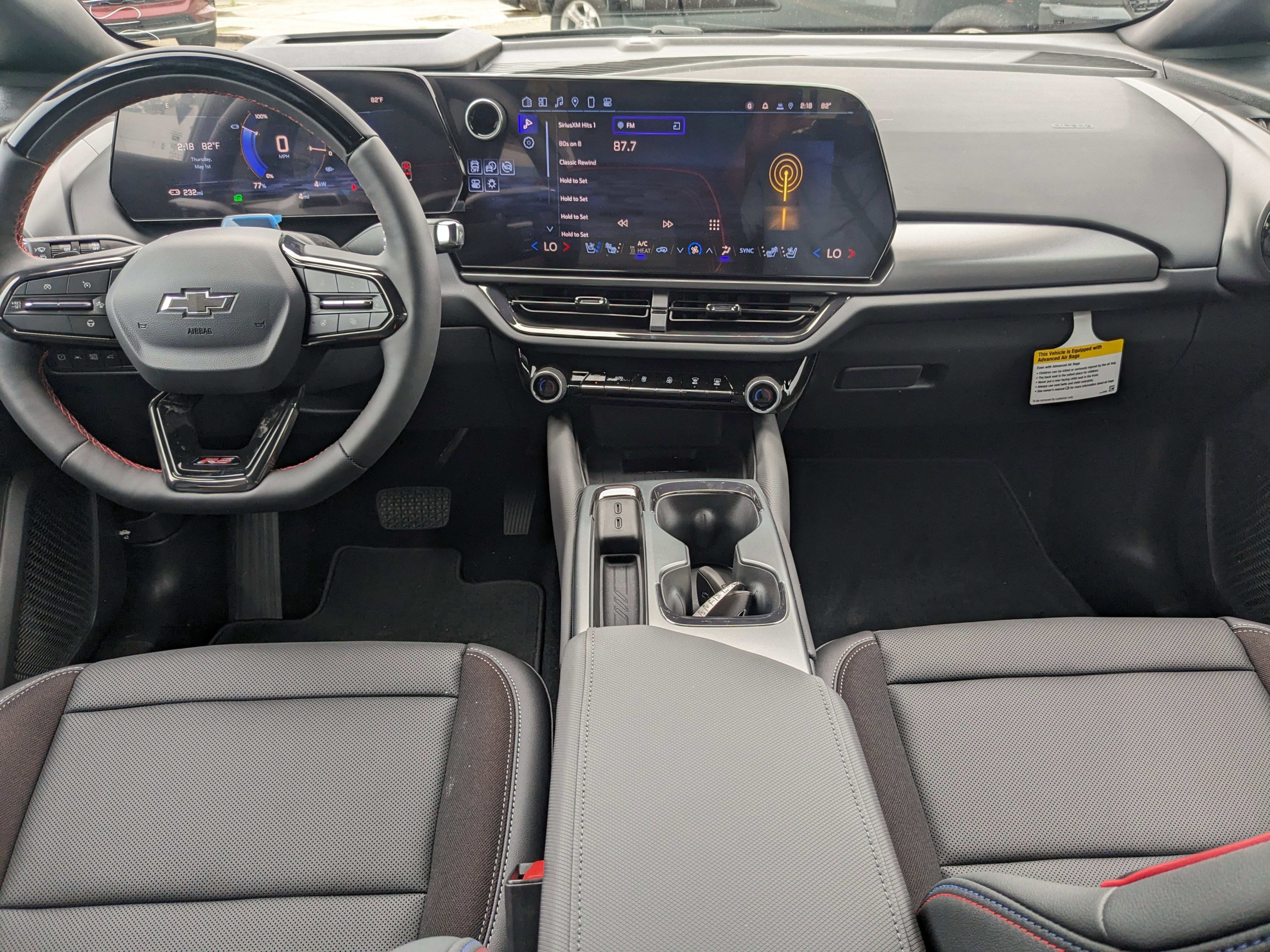 2025 Chevrolet Equinox EV RS - Photo 16