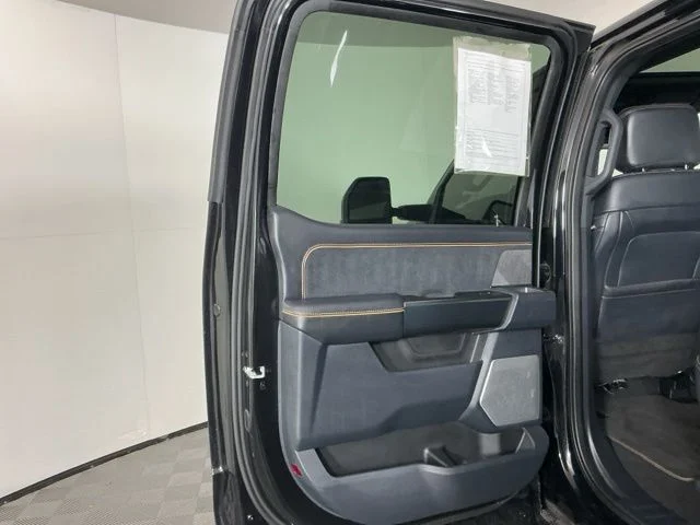 2024 Ford F-350 Super Duty Platinum - Photo 32