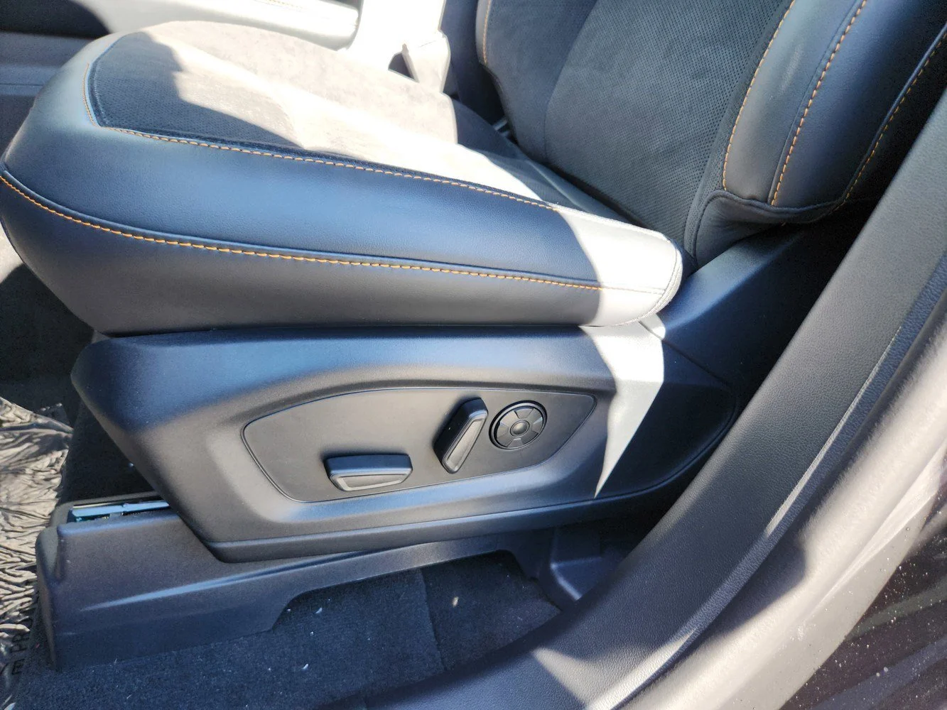 New 2026 Agate Black Metallic Ford Tremor image 21