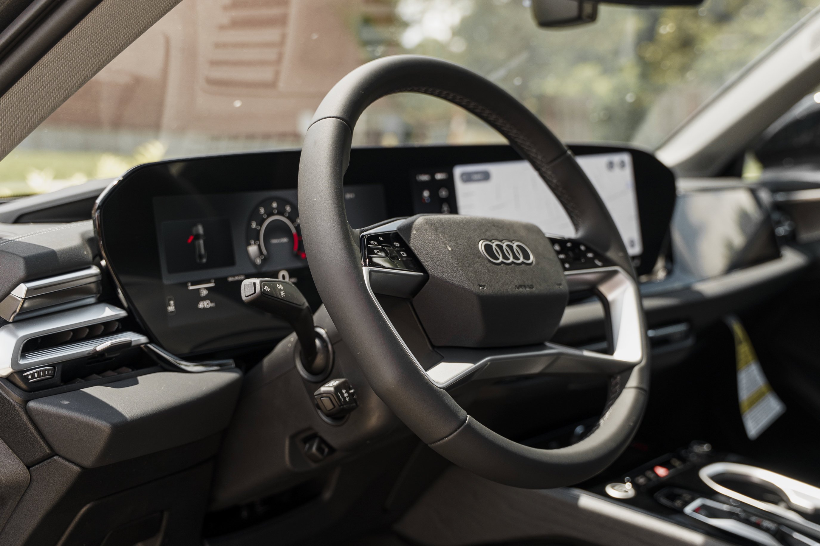 New 2026 Daytona Gray Pearl Effect Audi Premium Plus image 9