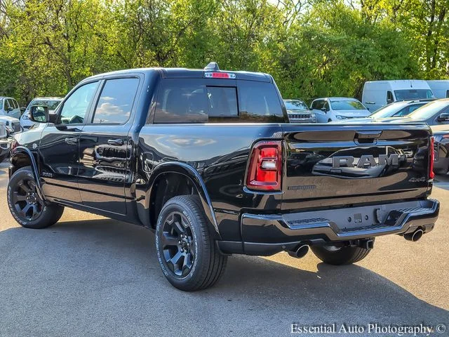 New 2026 Diamond Black Crystal Pearl-Coat Exterior Paint RAM Big Horn/Lone Star image 7