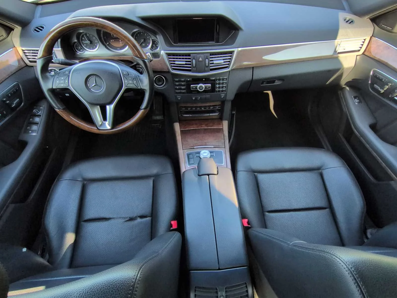 Used 2012 Iridium Silver Metallic Mercedes-Benz E 350 Sport image 16