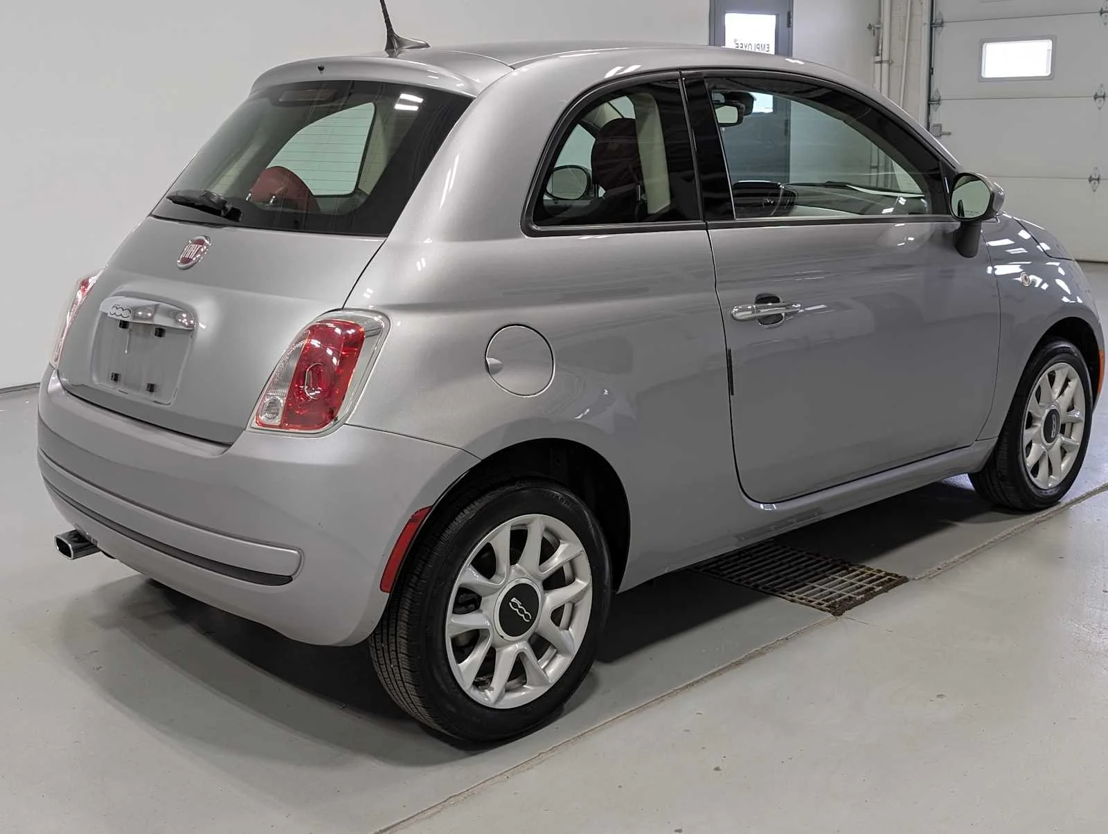 Used 2017 Billet Argento (Silver) FIAT Pop image 7
