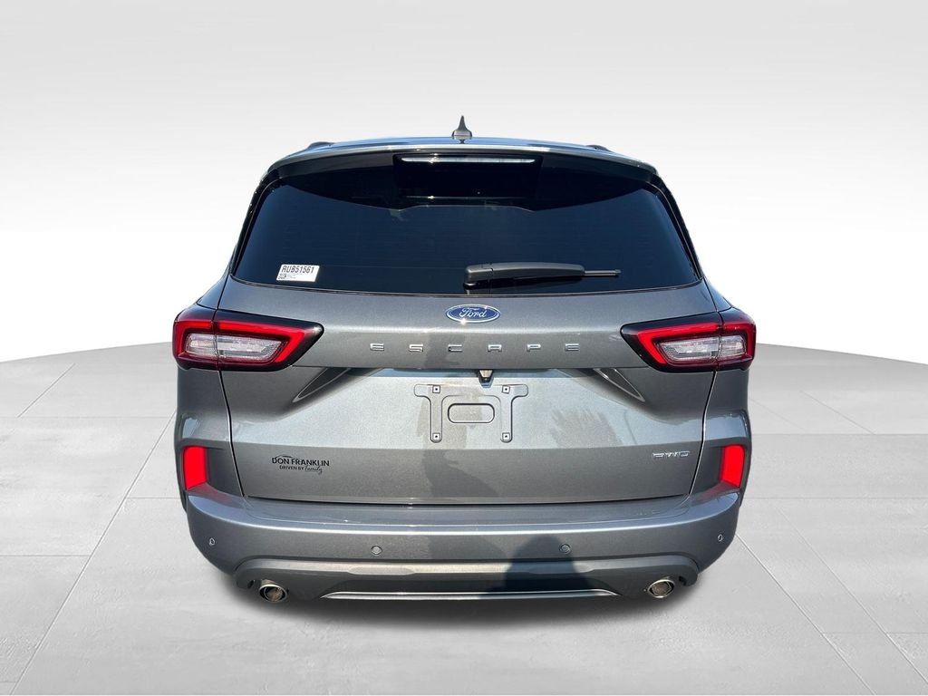 Used 2024 Gray Ford ST-Line image 4