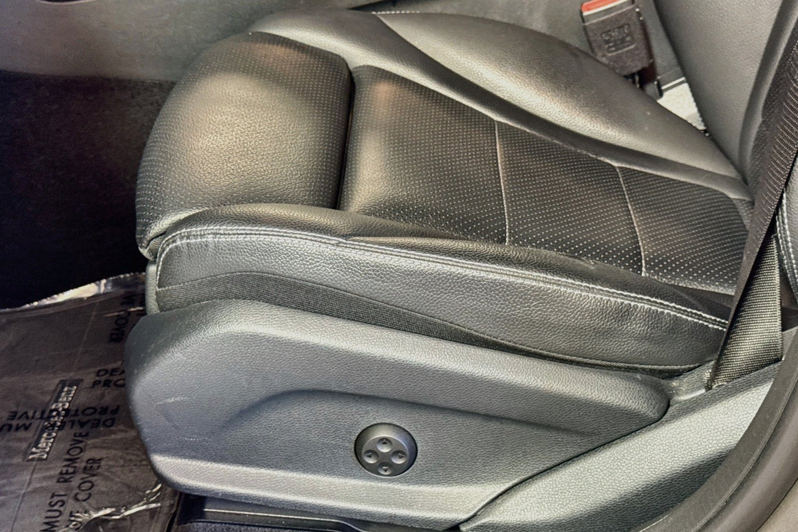 Used 2019 Mojave Silver Metallic Mercedes-Benz GLC 300 image 18