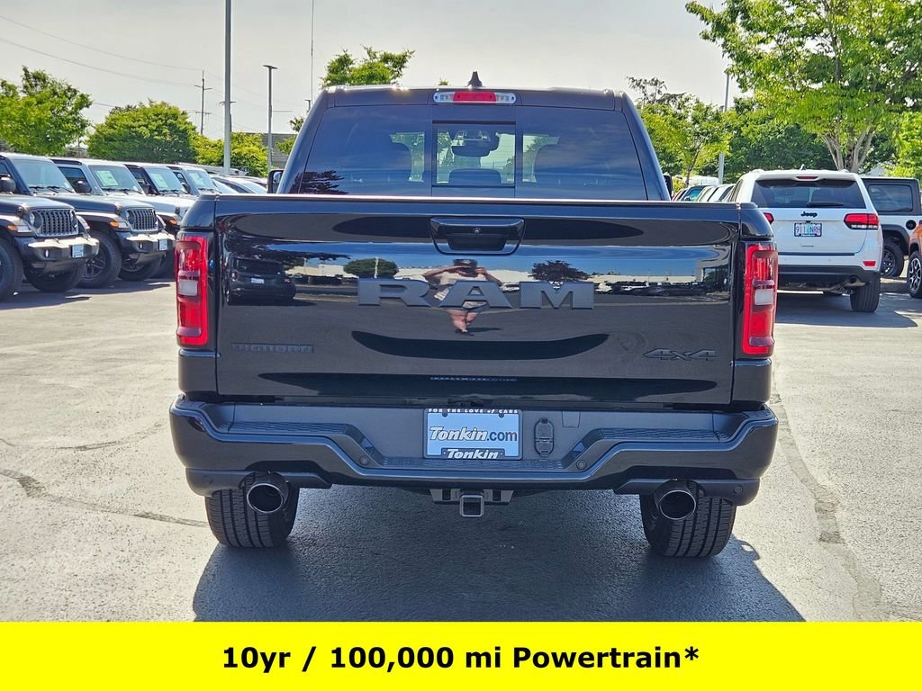 New 2026 Diamond Black Crystal Pearl-Coat Exterior Paint RAM Big Horn/Lone Star image 5