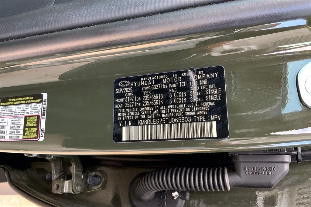 Used 2026 Titan Green Hyundai SEL image 33