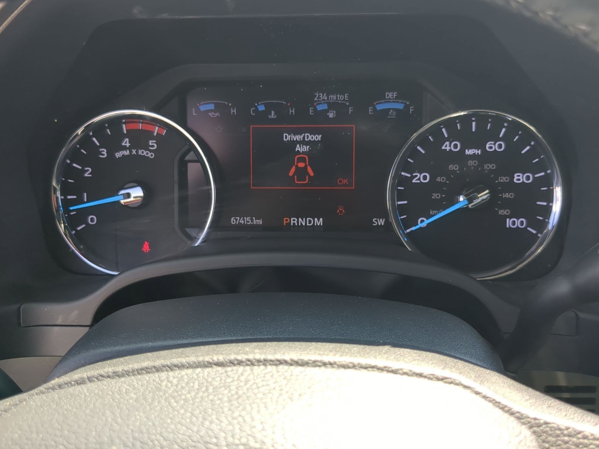 Used 2022  Ford XL image 14