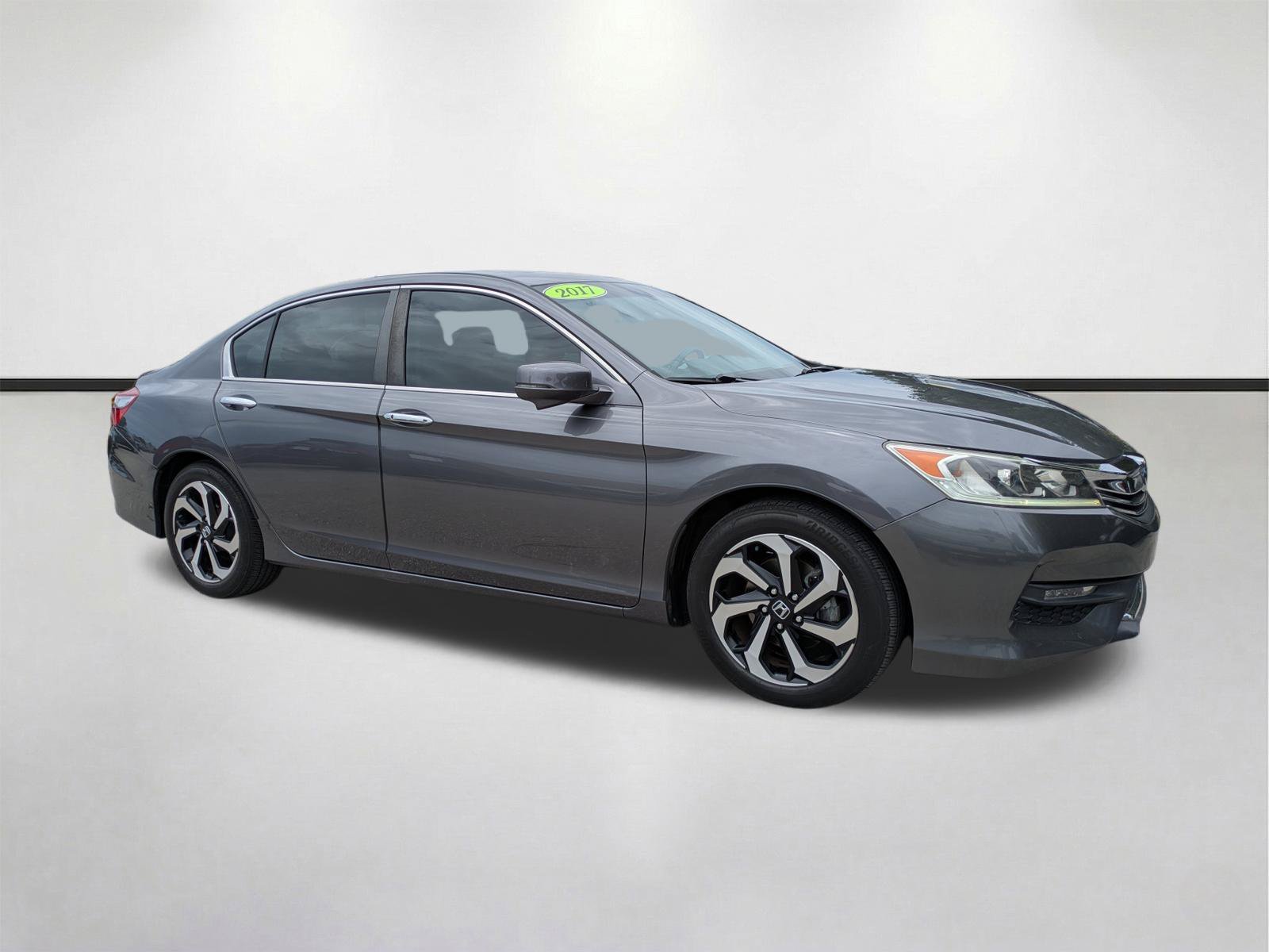 Used 2017 Gray Honda EX-L image 1