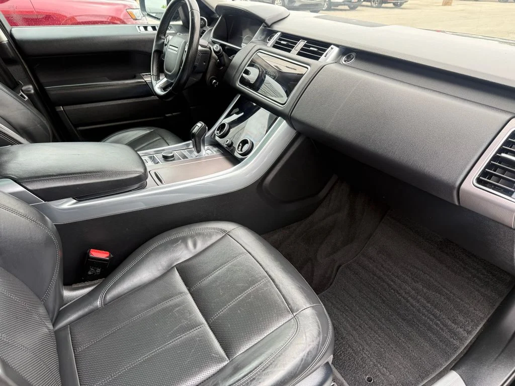 Used 2020 Black Land Rover HSE image 12