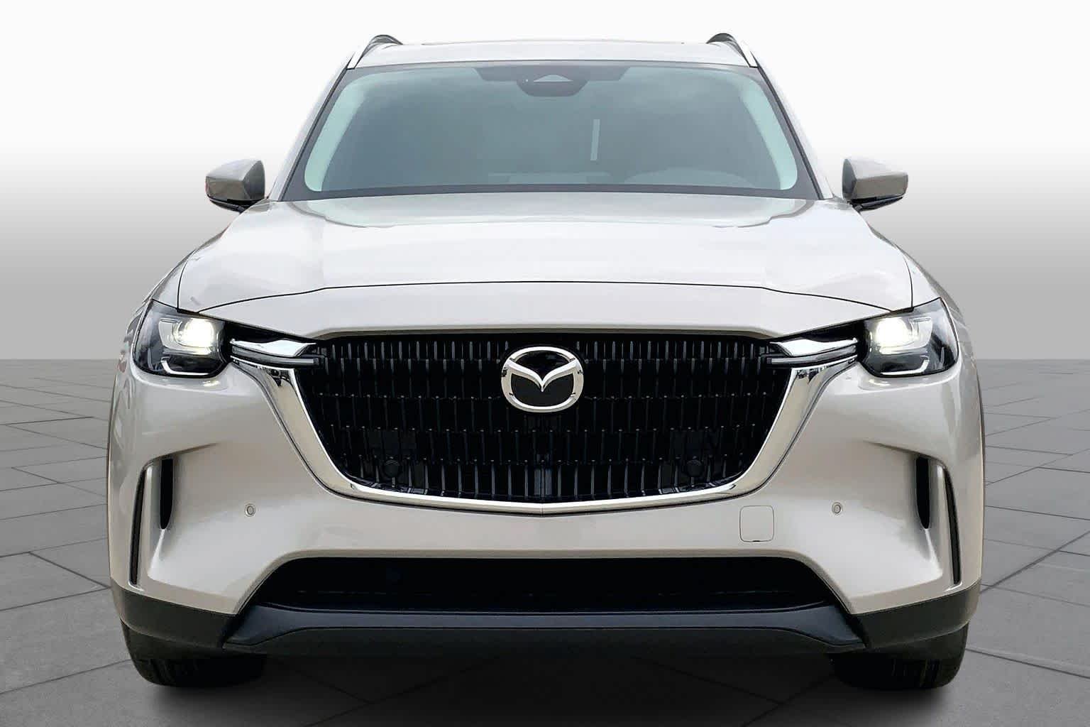 New 2026 Platinum Quartz Metallic Mazda Preferred AWD image 3