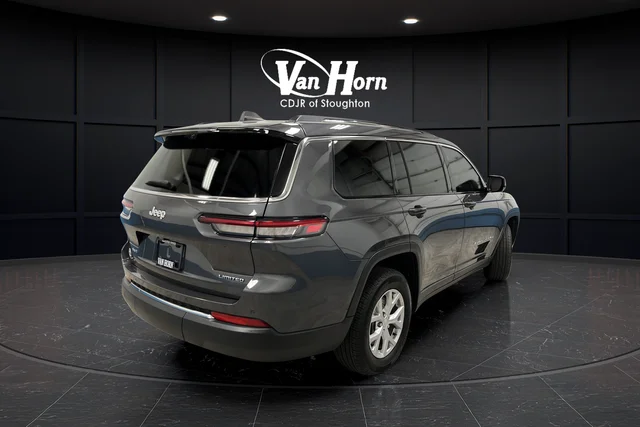 Used 2023 Gray Metallic Jeep Limited image 7