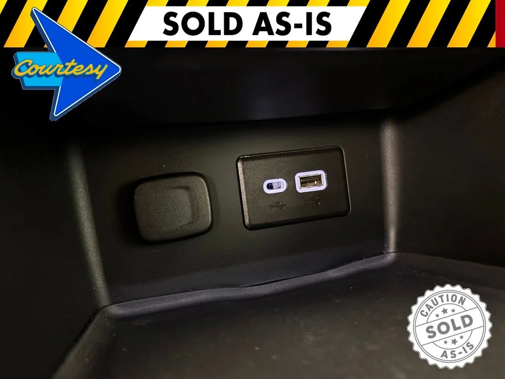 Used 2020 Red GMC SLE image 27